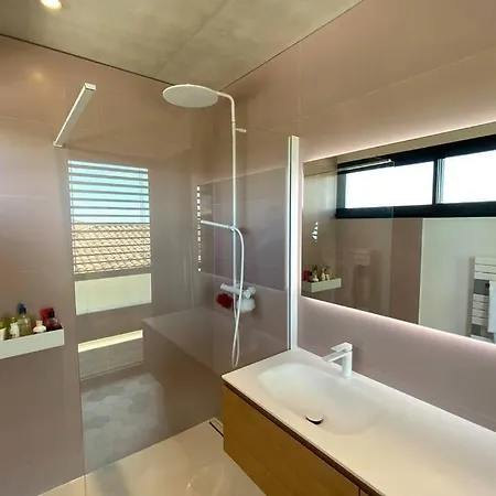 Groomi La Luxueuse - Villa Avec Piscine Et Jacuzzi Sur Perols ! Pérols
