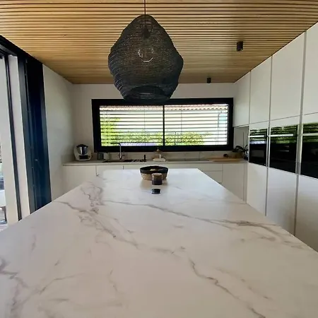 Villa Groomi La Luxueuse - Villa Avec Piscine Et Jacuzzi Sur Perols ! Pérols